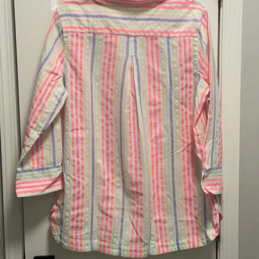 Vineyard Vines cover up - Picture 6 of 8